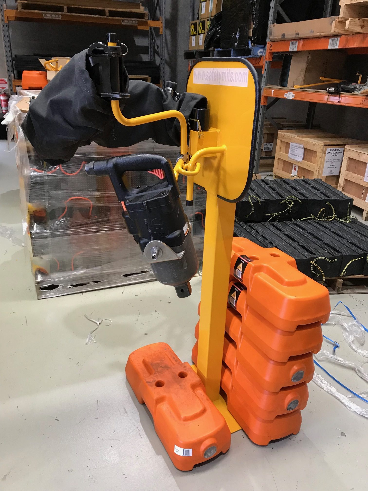 Zero G Bespoke Pedestal