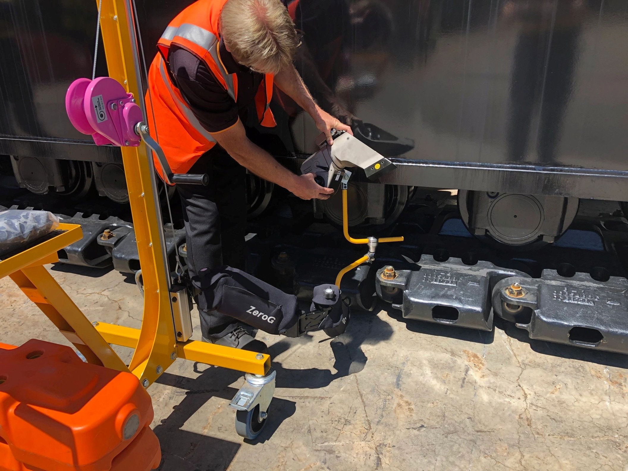 Zero G Arm Rail Maintenance